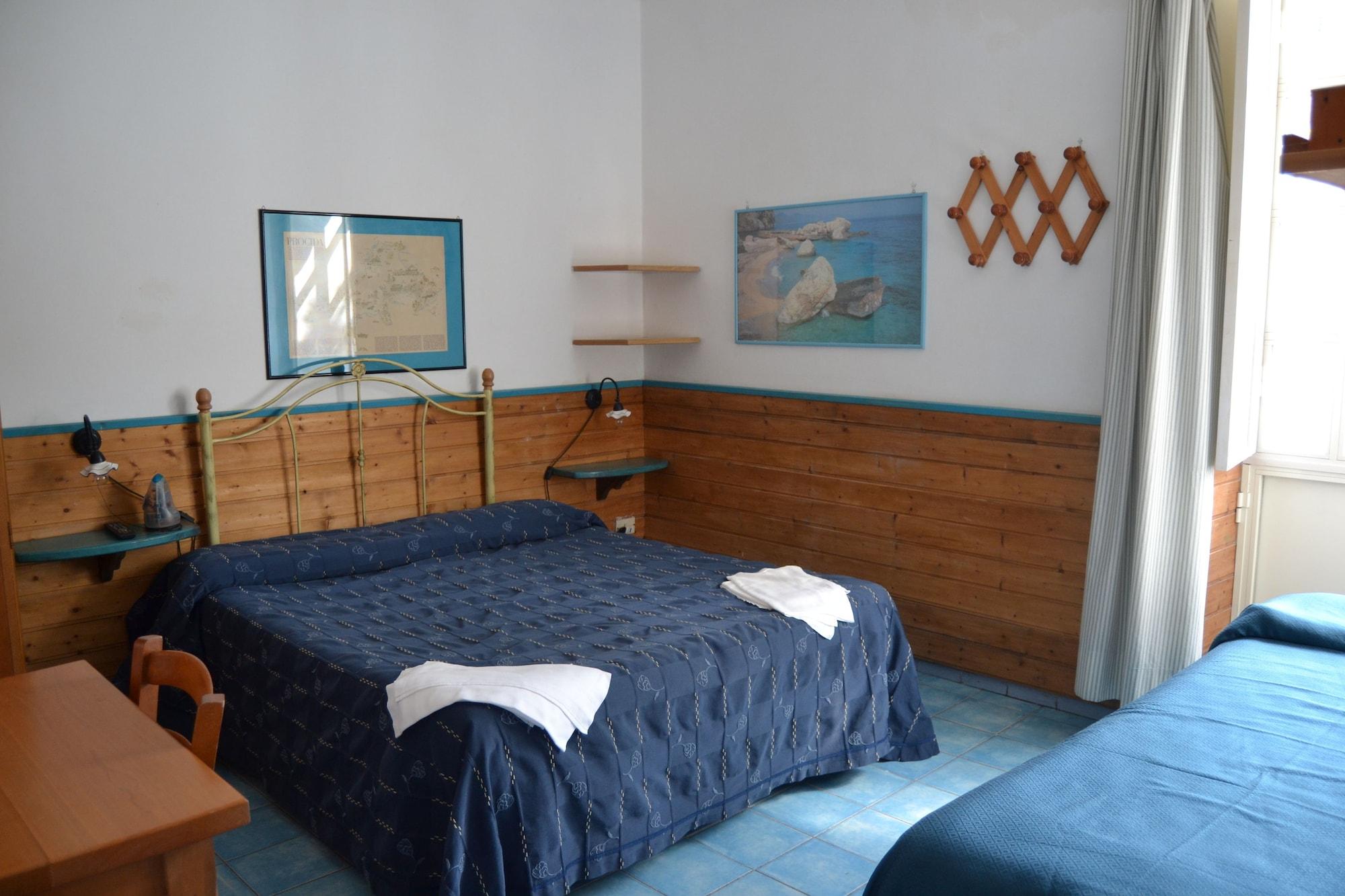 Piccolo Tirreno Hotel Residence Procida Exteriör bild