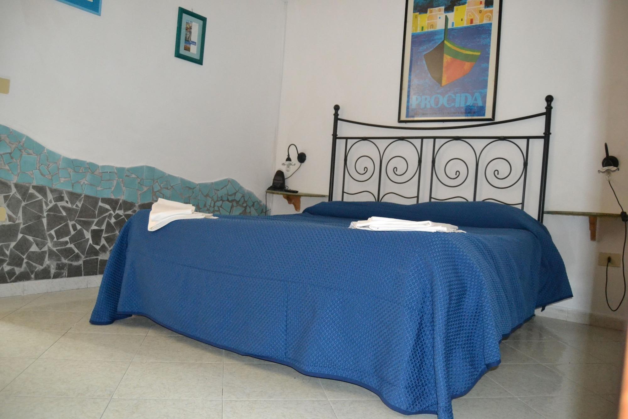 Piccolo Tirreno Hotel Residence Procida Exteriör bild