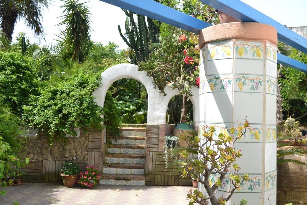 Piccolo Tirreno Hotel Residence Procida Exteriör bild