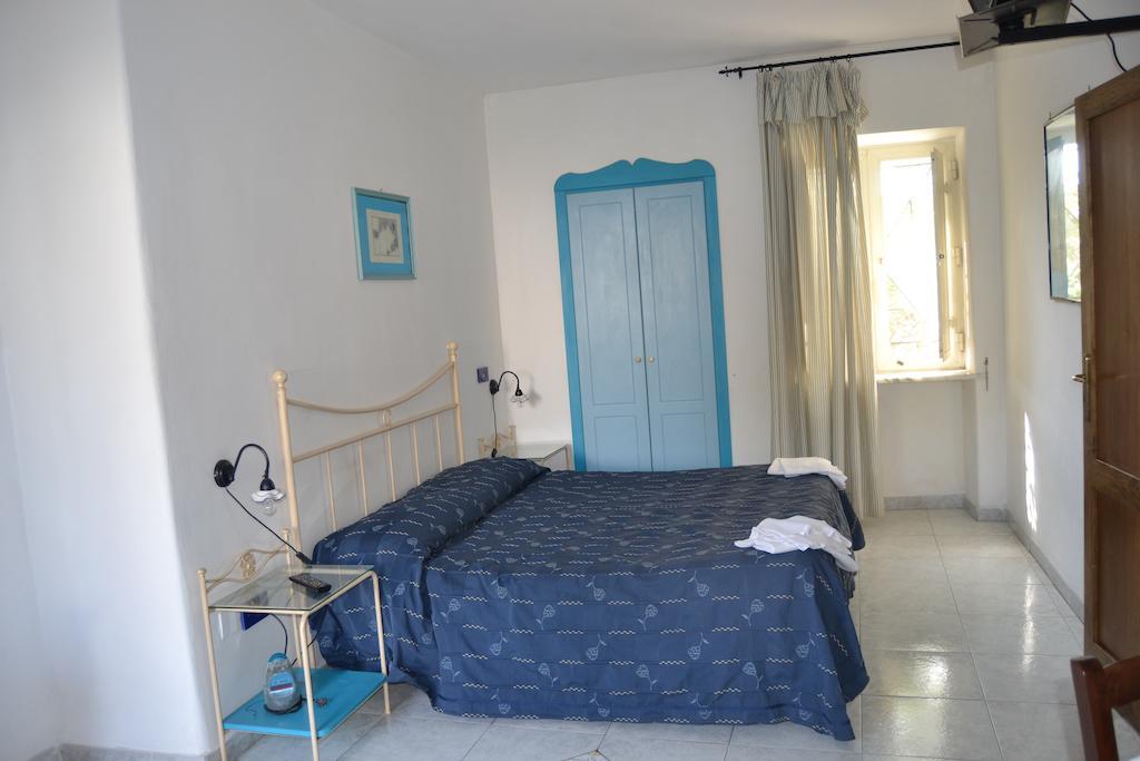 Piccolo Tirreno Hotel Residence Procida Rum bild