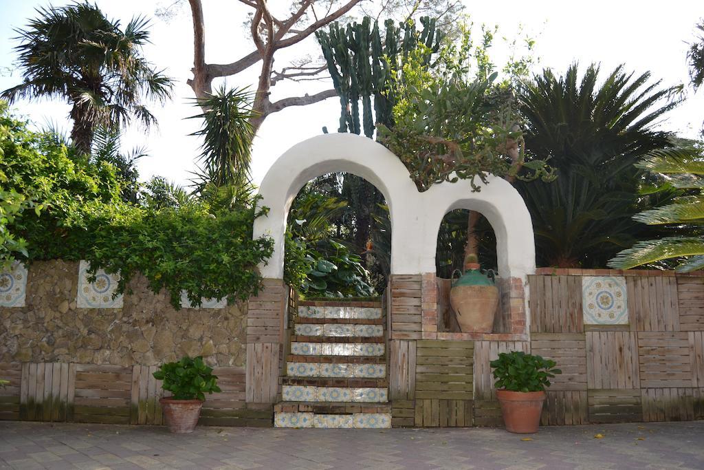 Piccolo Tirreno Hotel Residence Procida Exteriör bild